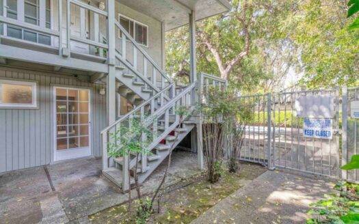 Foto 1 de casa / apartamento en 2047 Montecito Ave Apt 33