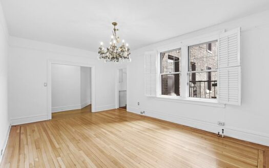 Foto 1 de casa / apartamento en 1000 Hudson St Apt 207