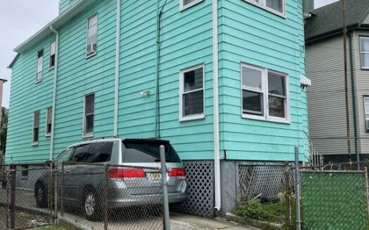 Foto 1 de casa / apartamento en 168-170 Bloomfield Ave