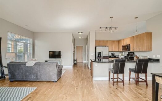 Foto 1 de casa / apartamento en 5401 S Park Terrace Ave Unit 201A