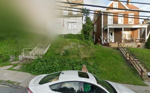 Foto 1 de propiedad embargada en 1227 Benton Ave Pittsburgh PA