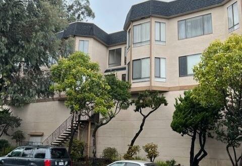 Foto 1 de casa / apartamento en 370 Monterey Blvd Apt 201
